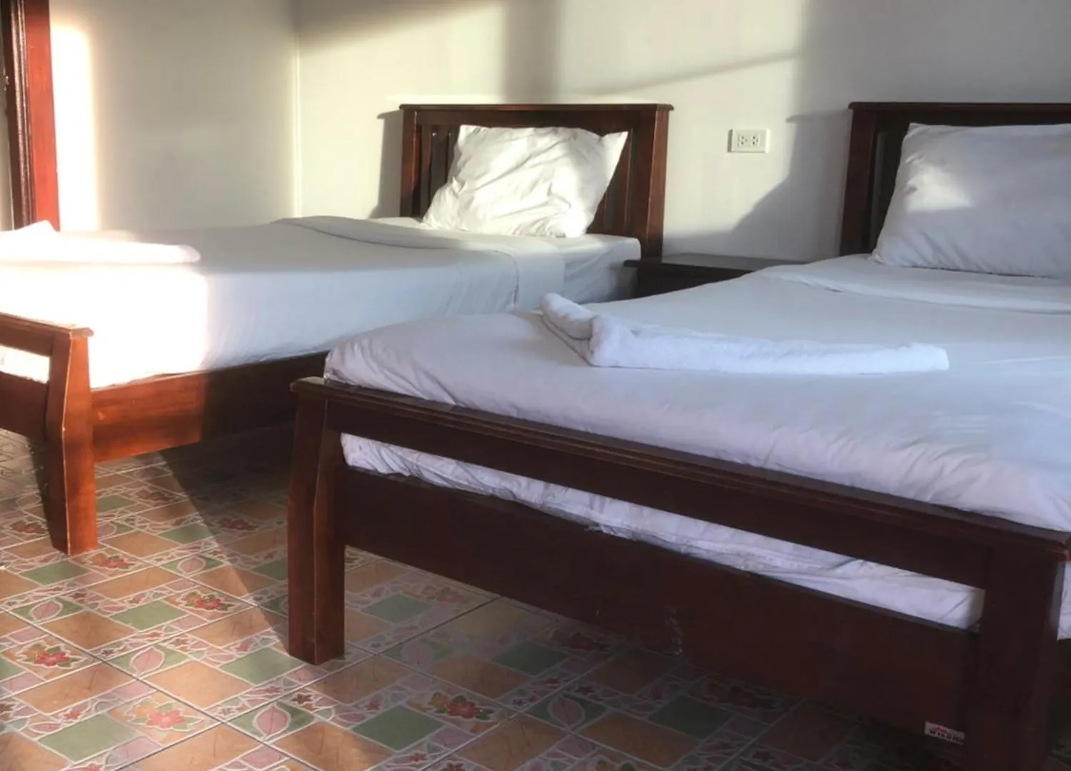 Hostel Sand Sea House Phi Phi Adaları Tayland