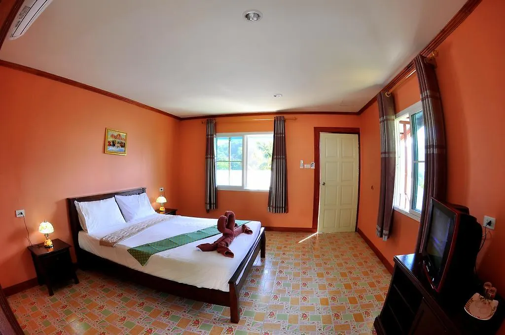 Sand Sea House Phi Phi Adaları Hostel